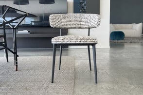 Chaise Caratos en tissu blanc/noisette (Offre Expo) Maxalto - 6 2