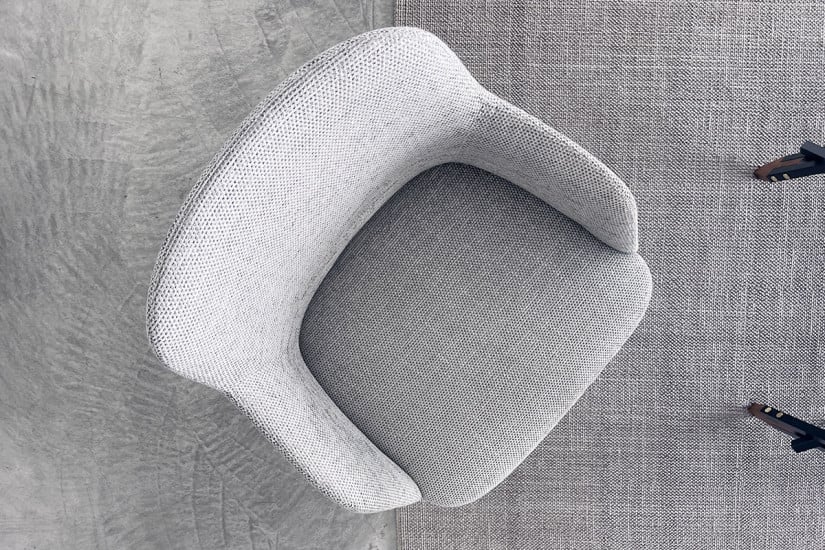 Chaise Grace en tissu taupe - 6