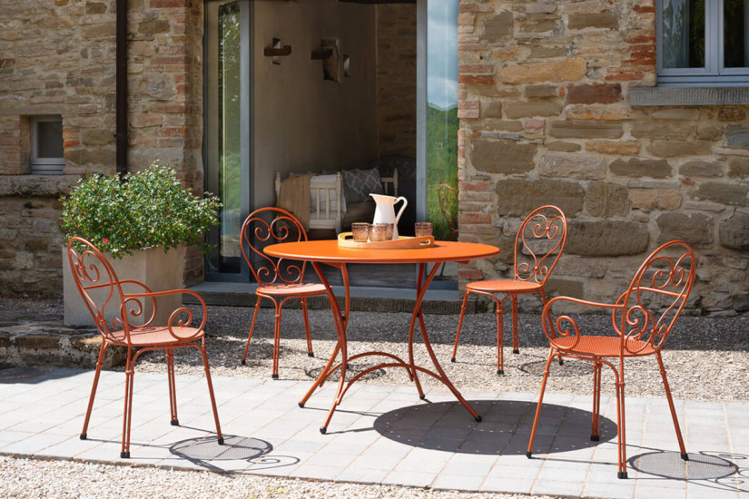 Emu Pigalle Outdoor Table | Online Shop