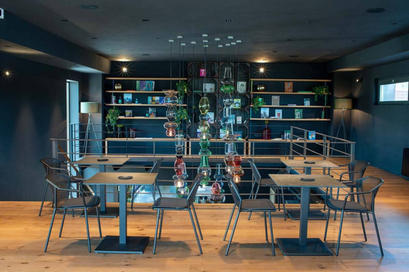 Table d'extérieur Round Emu - 5