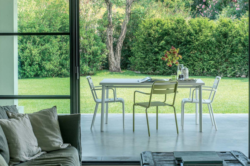 Emu Star Outdoor Table | Online Shop