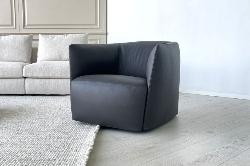 Santa Monica Anthracite Leather Armchair (Expo Offer) Poliform - 2