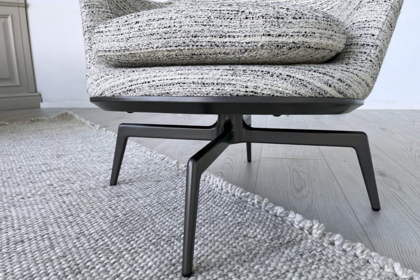 Caratos White and Black Armchair Maxalto - 7