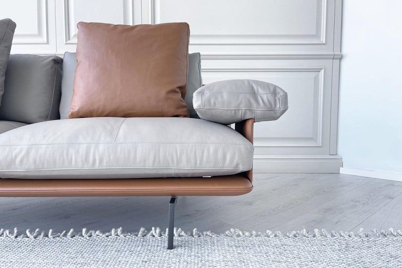 Get Back Brown and Grey Leather Sofa (Expo Offer) Poltrona Frau - 4