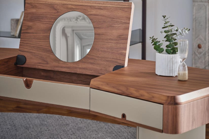 Moty Desk Porada - 5