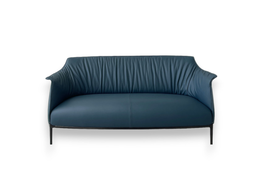 Archibald Sofa in powder blue leather (Expo Offer) Poltrona Frau - 8