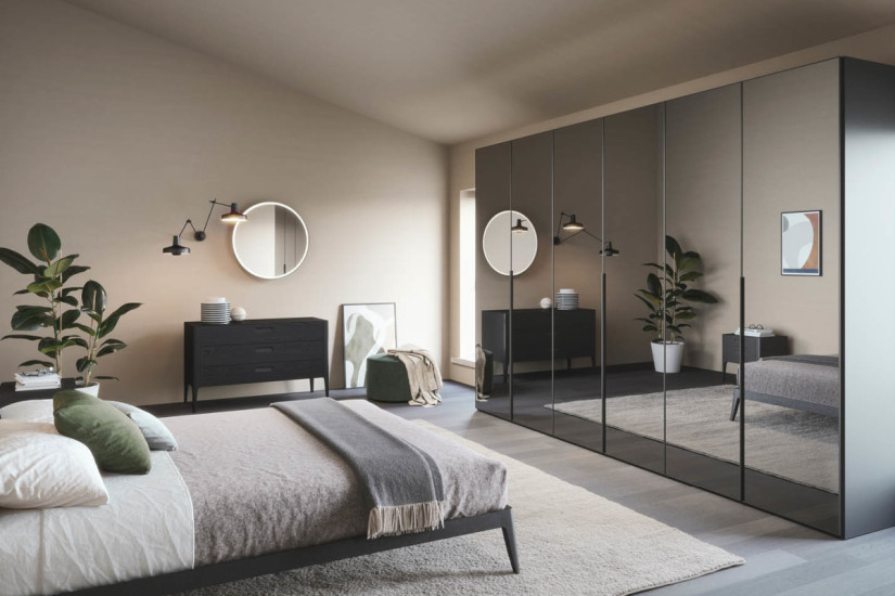 Crystal hinged doors wardrobe Novamobili - 1