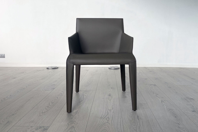 Seattle Chair with armrests (Expo Offer) Poliform - 1