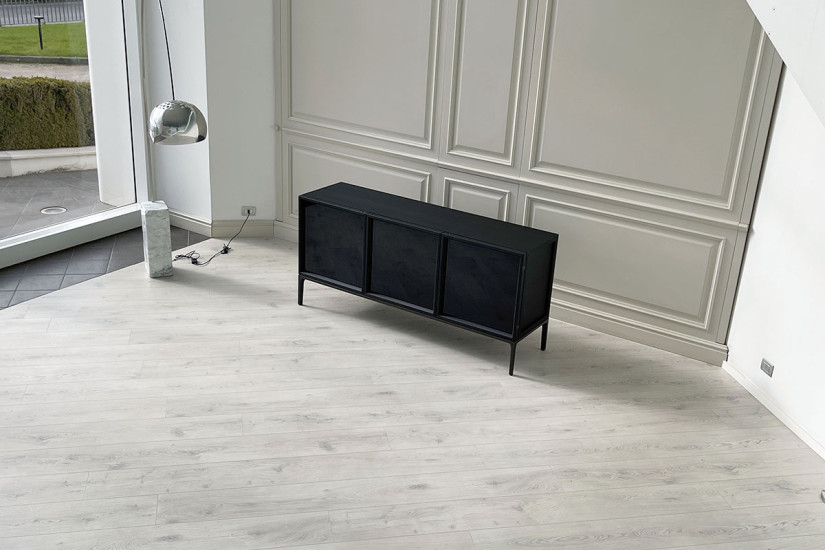 Aiko 3 Door Sideboard (Expo Offer) Poliform - 6