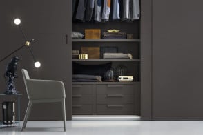 Class Flush-Closing Sliding Doors Wardrobe Novamobili - 2 2