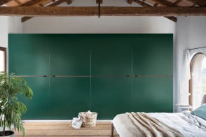 Middle Flush-Closing Sliding Doors Wardrobe Novamobili - 1