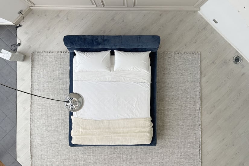 Tufty-Bed in blue fabric B&B Italia - 7