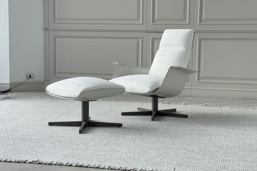 Clori White Fabric Armchair with Pouf (Expo Offer) Giorgetti - 4