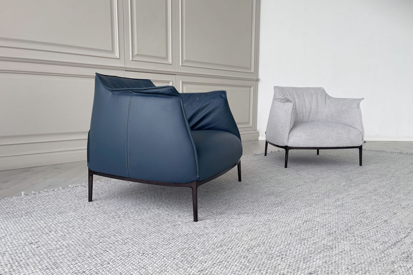 Fauteuil Archibald Large en cuir bleu (Offre Expo) Poltrona Frau - 2