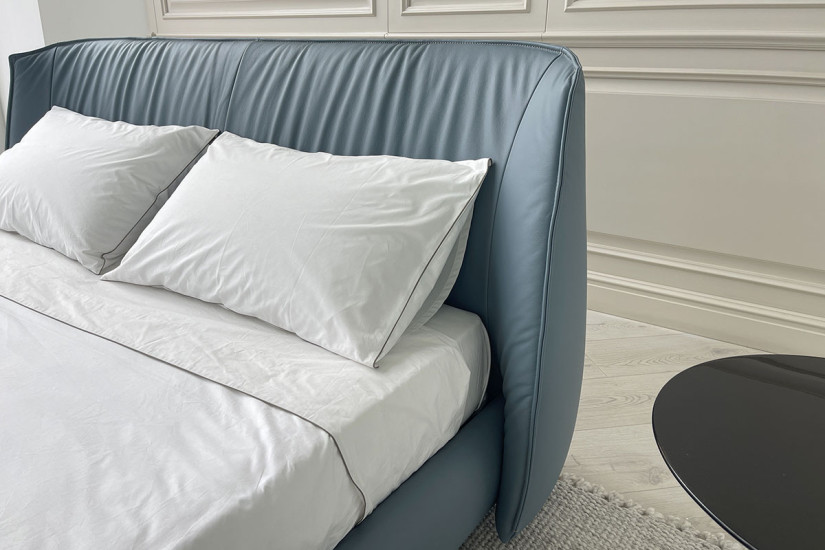 Letto Archibald Bed in pelle blu (Offerta Expo) Poltrona Frau - 4