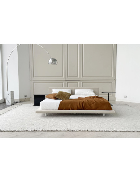 Letto Chemise Bed in pelle beige (Offerta Expo) Living Divani - 1