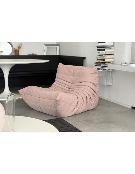 Togo Pink Armchair (Expo Offer) Ligne Roset - 4