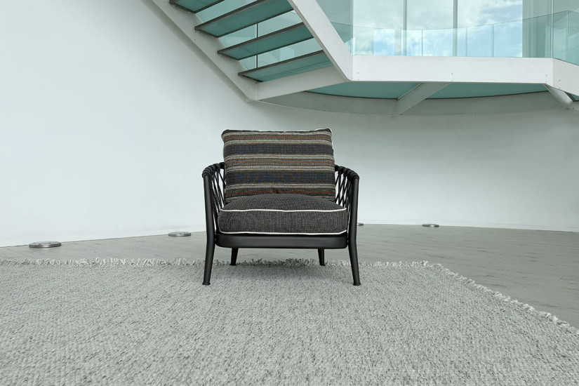 Erica Outdoor Small Armchair (Expo Offer) B&B Italia Outdoor - 1
