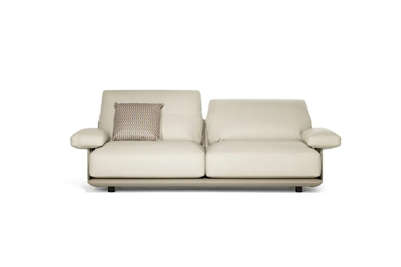 Blisscape Sofa Poltrona Frau - 1