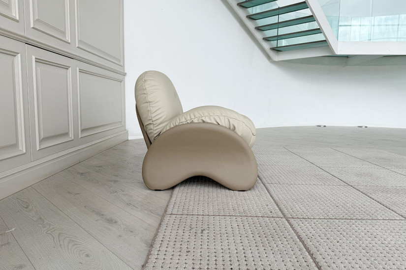 Squash Beige Armchair (Expo Offer) Poltrona Frau - 4