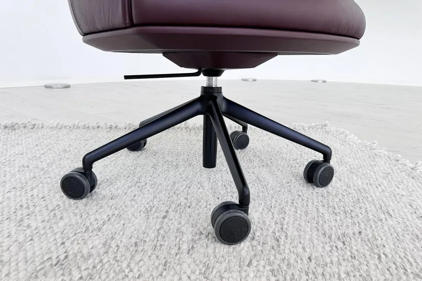 Fauteuil Archibald Task Executive bordeaux (Offre Expo) Poltrona Frau - 4