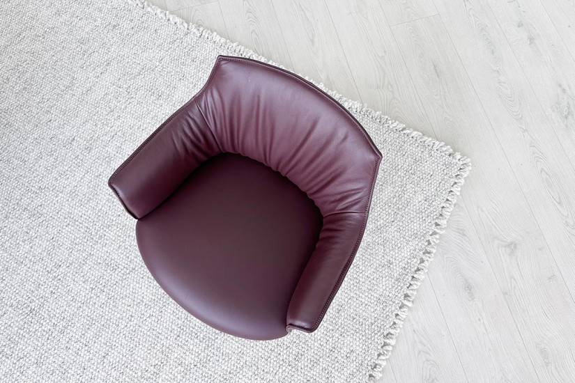 Archibald Task Managerial Bordeaux Armchair (Expo Offer) Poltrona Frau - 5