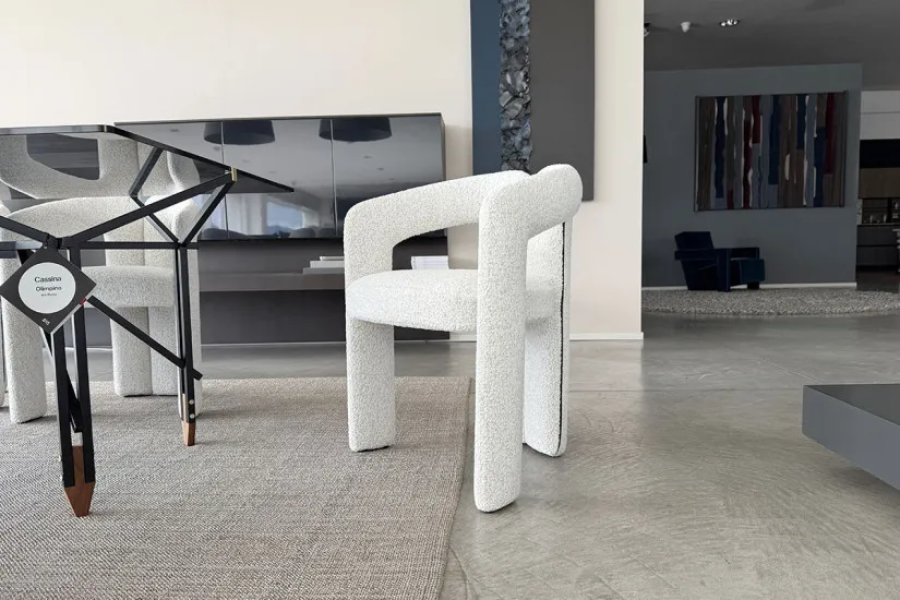Dudet White Fabric Chair (Expo Offer) Cassina - 1