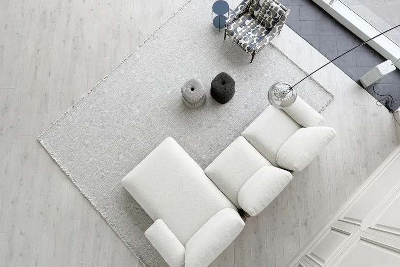 Blisscape White Sofa (Expo Offer) Poltrona Frau - 7