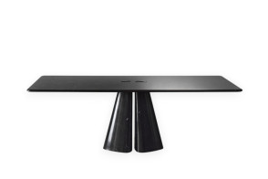 Table Raja Laurameroni - 1