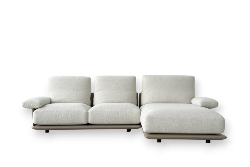Poltrona Frau Blisscape White Sofa (Expo Offer) | Online Shop