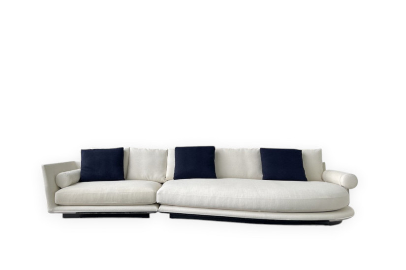 B&B Italia Noonu White Fabric Sofa (Expo Offer) | Online Shop