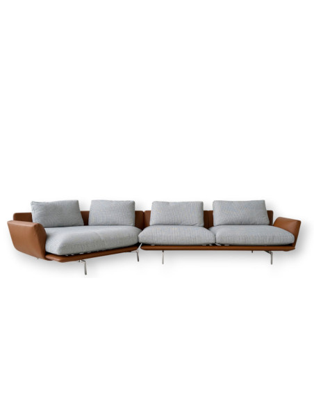 Poltrona Frau Get Back Sofa With Chaise Longue (Expo Offer) | Online Shop