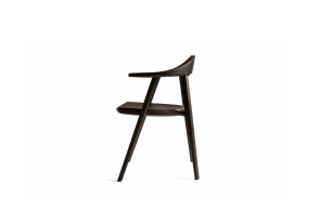Chaise Mantis BassamFellows - 1 2