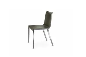 B&B Italia Charlotte Chair | Online Shop 2
