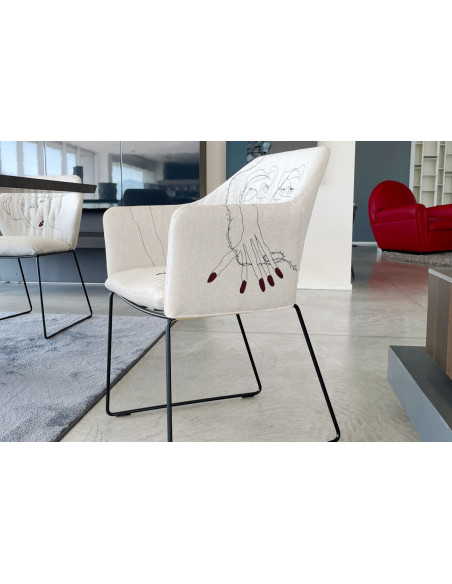 Saba New York by Marras Chair With Armrests (Expo Offer) | Online Shop