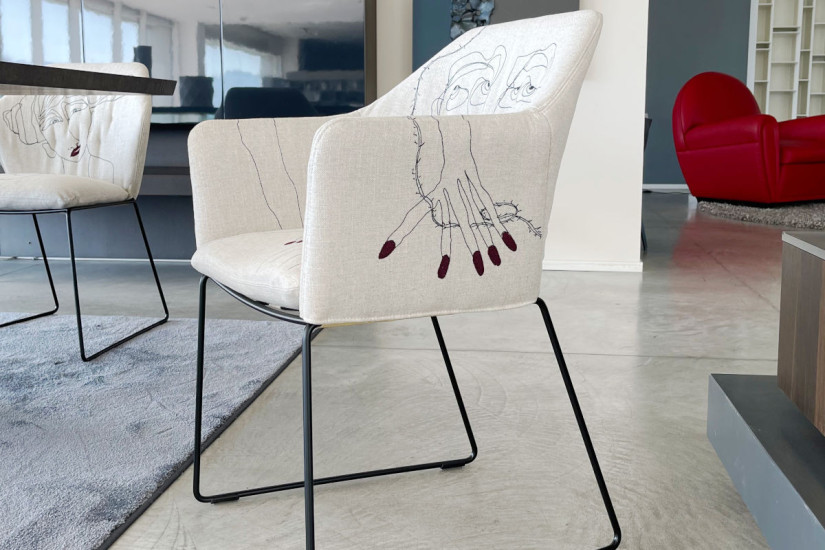 Saba New York by Marras Chair With Armrests (Expo Offer) | Online Shop