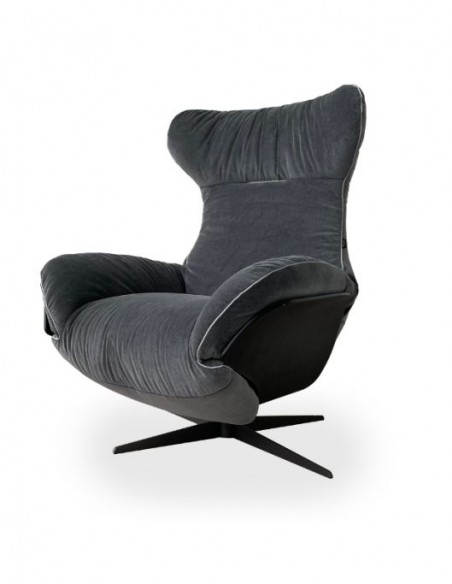 Ilia Armchair (Expo Offer)