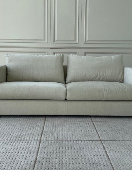 Magnum Sofa 2021 Ed. (Expo Offer)