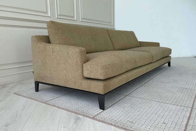 Bellport Sofa (Expo Offer)