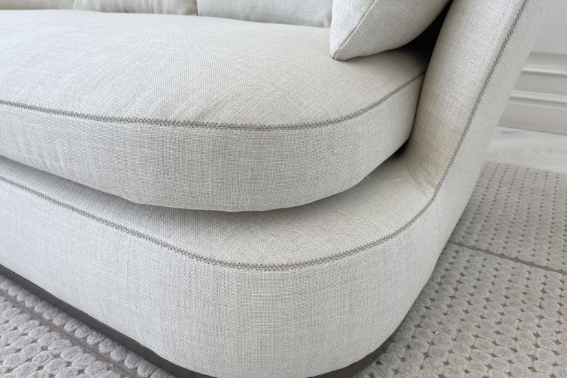 Apollo Sofa (Expo Offer)