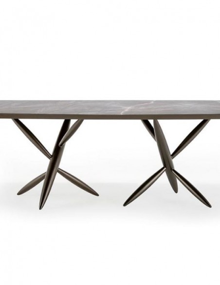 Pitto 72 Table