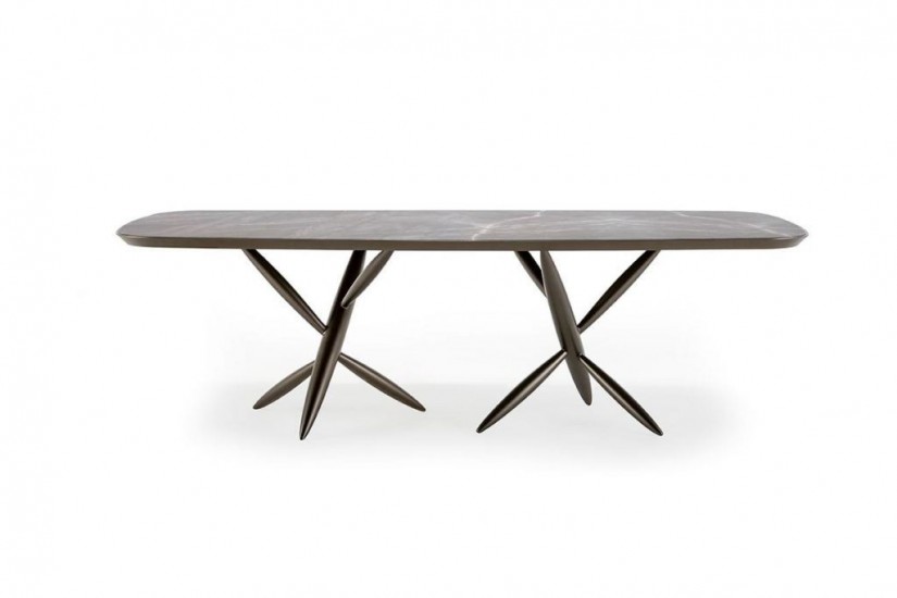 Pitto 72 Table