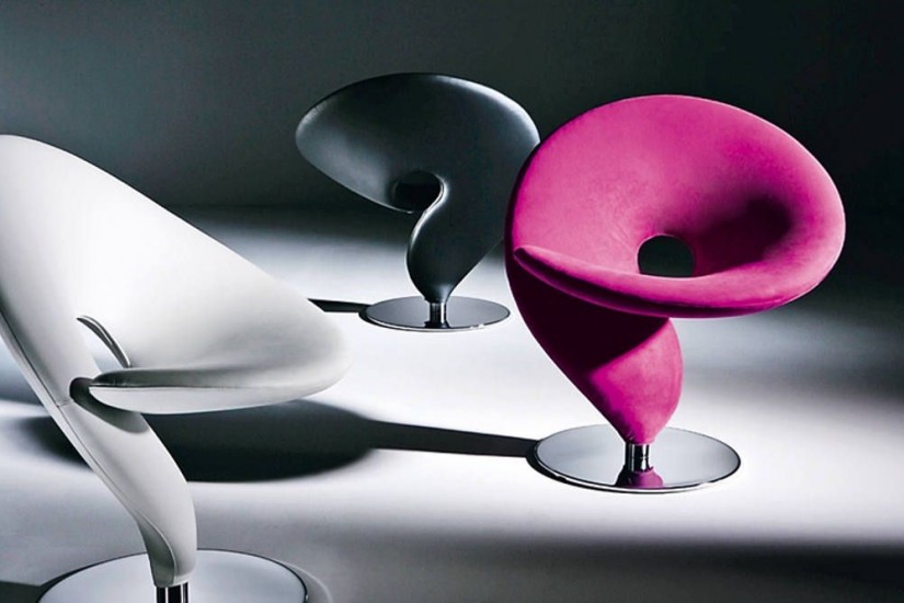 Chaise Question Mark