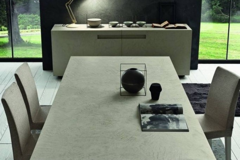 Tailor Extendable Table