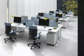 Pop Tee Operative Desk 2