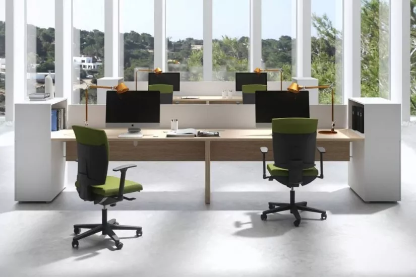 Pop Tee Operative Desk