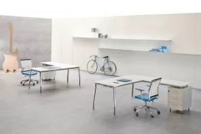 Neos Operative Desk 2