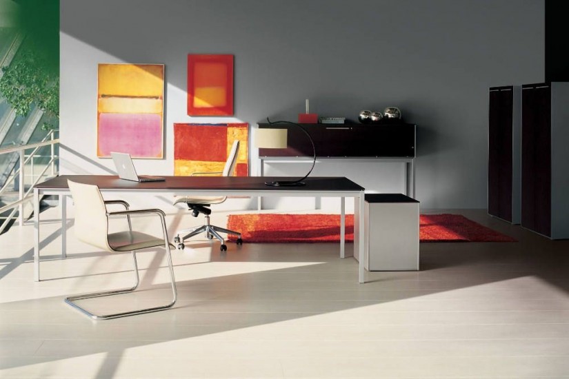 Bianconero Corium Oak Executive Desk