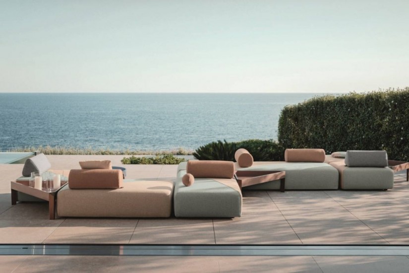 Brixx Outdoor Sofa