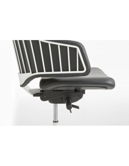 Italia Executive Armchair